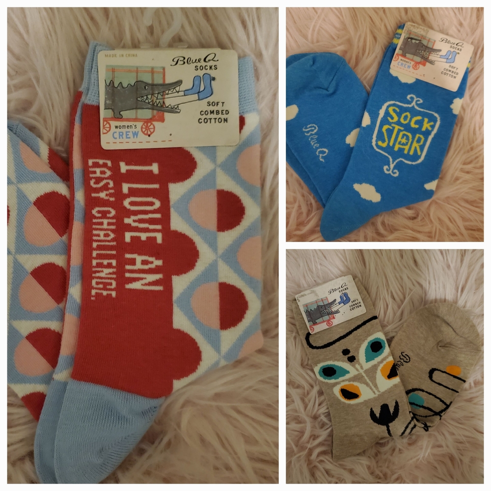 Blue Q Casual Socks Red and Blue Vibrant Design
